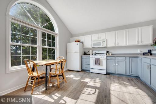 503 Chapel Court, Saint Paul, MN 55121