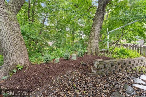 503 Chapel Court, Saint Paul, MN 55121