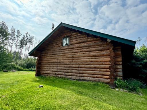 32625 593rd Avenue, Warroad, MN 56763