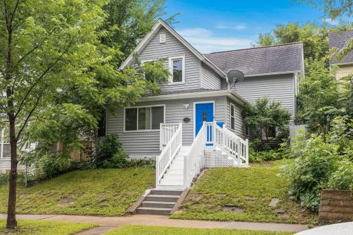 990 Beech Street, Saint Paul, MN 55106