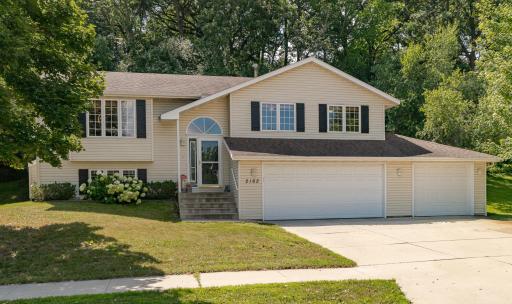 2162 Ponderosa Drive SW, Rochester, MN 55902