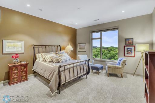 200 4th Avenue N, 408, Fargo, ND 58102