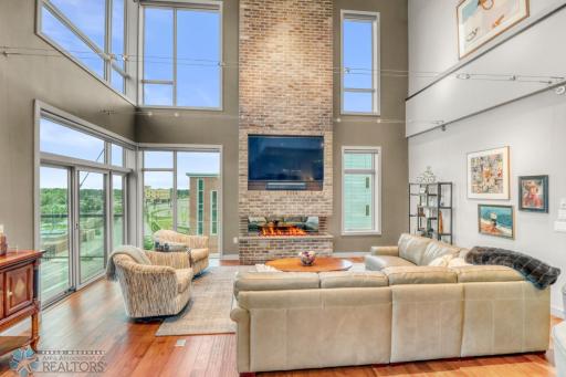200 4th Avenue N, 408, Fargo, ND 58102