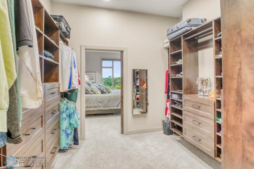 200 4th Avenue N, 408, Fargo, ND 58102