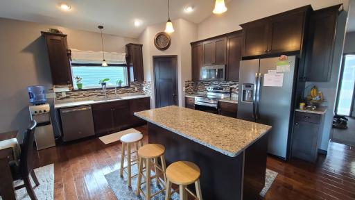 1302 18th Drive NE, Austin, MN 55912