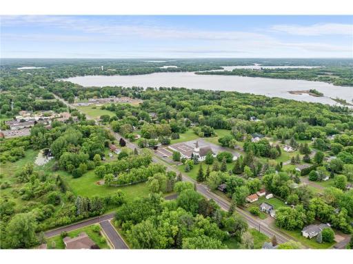 Easy proximity to Chisago City and Chisago Lake