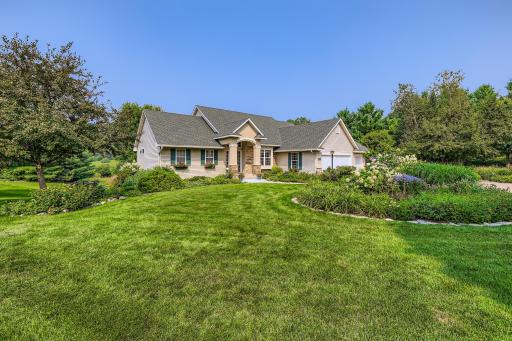 9652 55th Street N, Lake Elmo, MN 55042