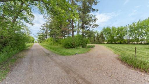 3793 25th Street NE, Sauk Rapids, MN 56379