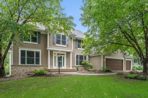 2474 Shadow Creek Trail, Saint Paul, MN 55125
