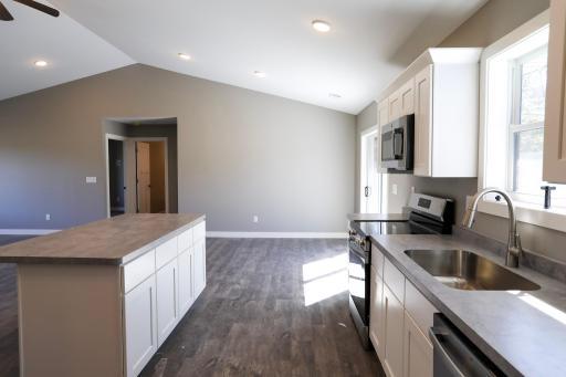 5141 Whisper Lane NW, Bemidji, MN 56601