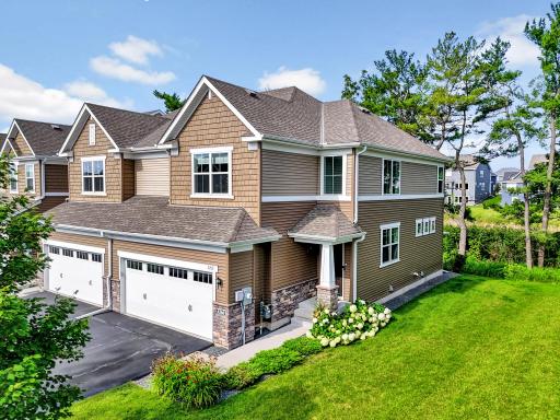 4260 Corn Silk Lane, Woodbury, MN 55129
