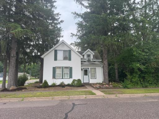 522 Court Avenue N, Sandstone, MN 55072