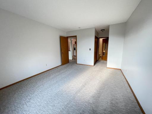 111 Imperial Drive W, 102, Saint Paul, MN 55118