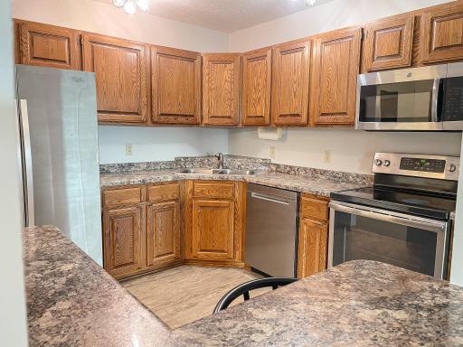 111 Imperial Drive W, 102, Saint Paul, MN 55118