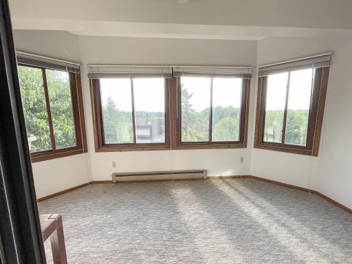 111 Imperial Drive W, 102, Saint Paul, MN 55118