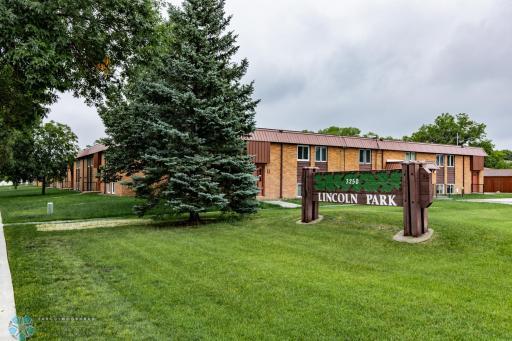 3250 15th Avenue S, 2, Fargo, ND 58103