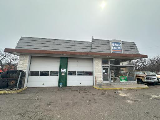 2550 Winnetka, Golden Valley, MN 55427