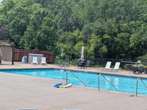 2485 Londin Lane E, 217, Maplewood, MN 55119