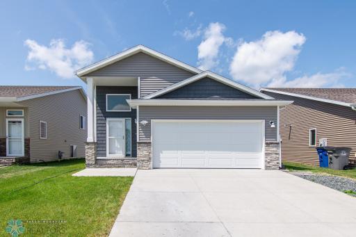 4533 18th Street S, Moorhead, MN 56560