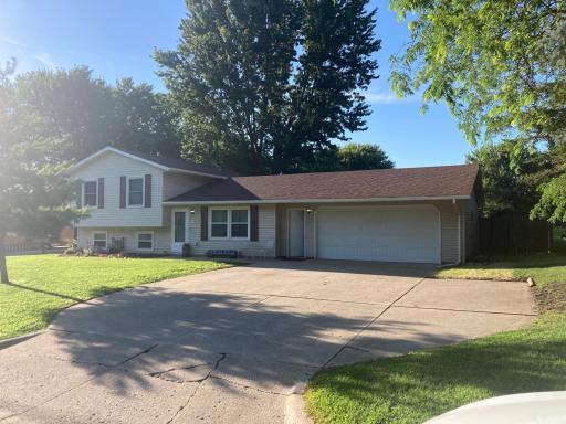 680 Lynwood Street SW, Owatonna, MN 55060