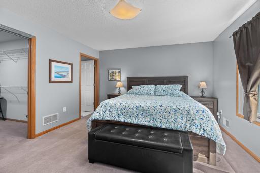 18682 Orchard Trail, Lakeville, MN 55044