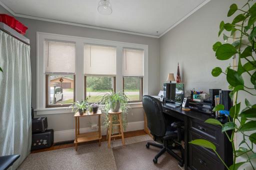 Main level office