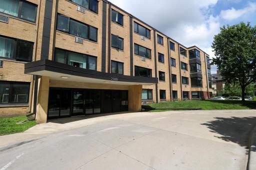 Welcome to 2500 Blaisdell Condo Building. Located in the vibrant Whittier Community!