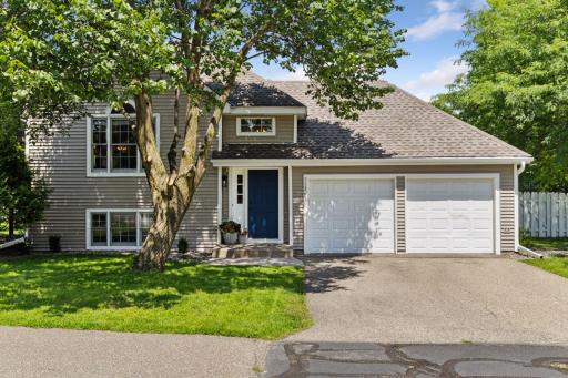 11267 49th Avenue N, Minneapolis, MN 55442