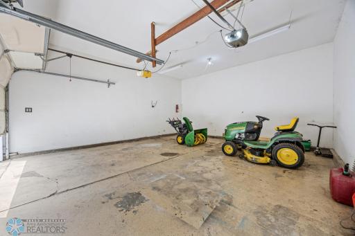 Garage (snow blower and riding lawn mower stay with home)