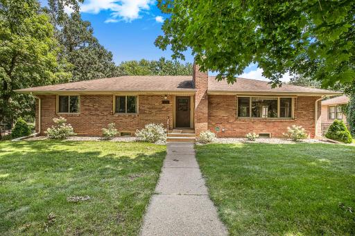 1808 Kilian Boulevard SE, Saint Cloud, MN 56304