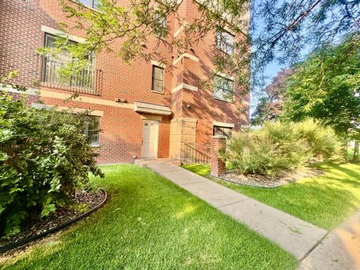 619 8th Street SE, 115, Minneapolis, MN 55414
