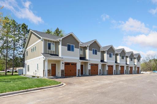 425 W 8th Street, 24, New Richmond, WI 54017