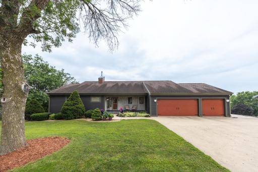 9 Island Heights Court NE, Pine Island, MN 55963