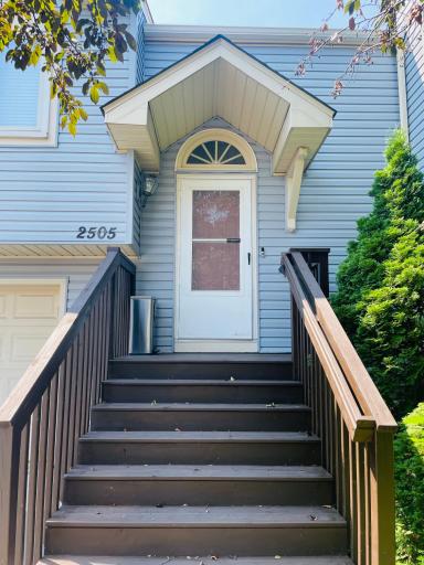 2505 Geranium Avenue E, Saint Paul, MN 55119