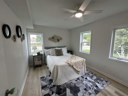 Primary Bedroom - Main Floor