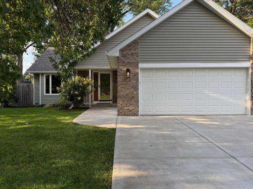 2534 Timberlea Drive, Saint Paul, MN 55125