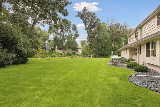 25 Woodland Road, Minneapolis, MN 55424