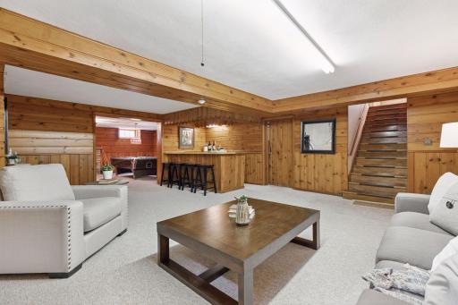 25 Woodland Road, Minneapolis, MN 55424