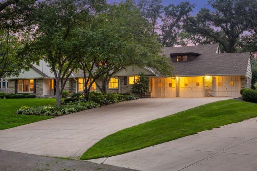 25 Woodland Road, Minneapolis, MN 55424