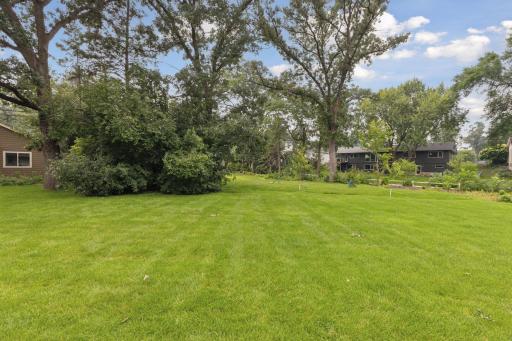 25 Woodland Road, Minneapolis, MN 55424