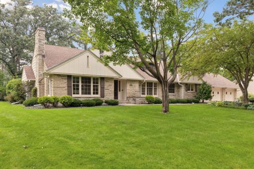 25 Woodland Road, Minneapolis, MN 55424