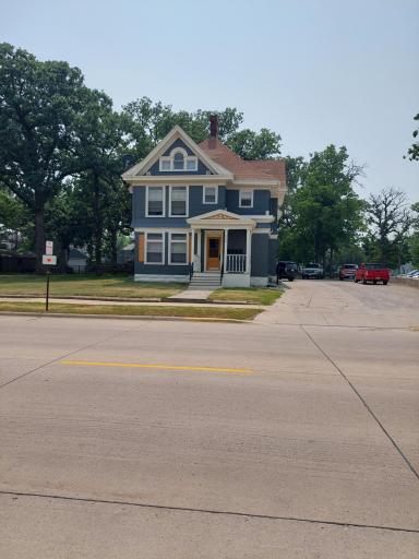 915 1st Drive NW, Austin, MN 55912