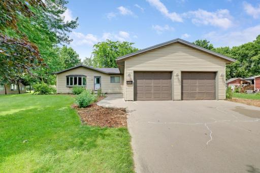 617 1st Street N, Waterville, MN 56096