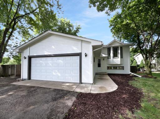 13343 91st Place N, Maple Grove, MN 55369