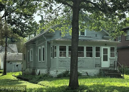 1040 24th Avenue SE, Minneapolis, MN 55414