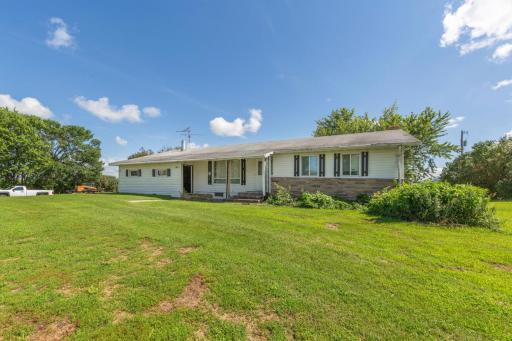 47213 800th Street, Lakefield, MN 56150