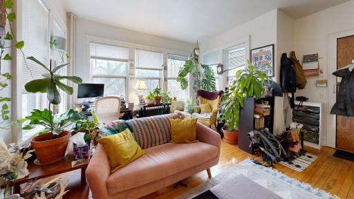 1917 Emerson Avenue, 201, Minneapolis, MN 55408