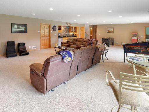 7236 177th Avenue NE, Forest Lake, MN 55025