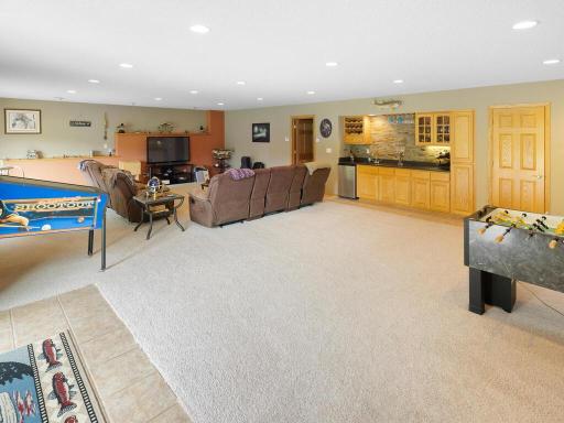 7236 177th Avenue NE, Forest Lake, MN 55025