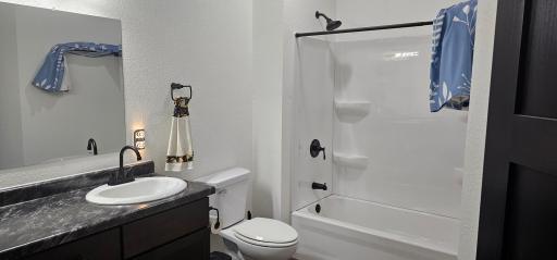 2158 Fighting Sioux Loop NW, Baudette, MN 56623